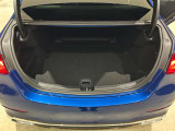 広いスペースが確保されておりますので、ゴルフバッグなどの大きなお荷物も積載可能です!実際にお試しになられたいお客様は、お気軽にスタッフまでお問い合わせ下さい。
