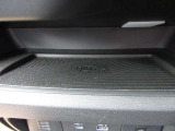 ワイヤレス充電器装備しています