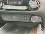 USBソケットやシガー電源でございます。