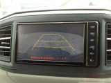 バックガイドモニターで、後方を確認しながら安心して駐車することができます。運転初心者も熟練者も必須の機能ですよ!