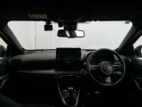 見通しのよいすっきりとした視界で、誰でも運転しやすいです。運転のしやすさは疲れにくさにも繋がりますよ♪