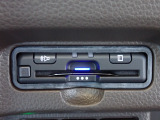 ■【ETC車載器】が装備されています。セットアップをしてお渡しとなり、ETCカードを差し込むだけで高速道路の利用が可能です。