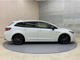 「中古車ハイブリッド保証」付き。ハイブリット機構を無償で保証します。保証期間は初度登録年月から10年目まで、または3年間の長い方。但し累計走行距離が20万km以内。