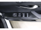 運転席ドアスイッチ回りの画像です