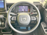 【ステアリングスイッチ】運転中、前方から目線をそらすことなく、オーディオ等の操作が可能な便利機能!安心&快適なドライブを演出してくれます♪