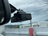 今やまさかの時のドライブレコーダー! 運転状況を映像と音声で記録します。