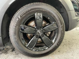 タイヤサイズは225/50R17です
