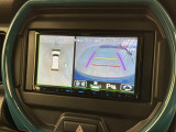 全方位モニターがついています! 車の周囲を360&deg;安全確認できるので、普段の駐車はもちろんの事、縦列駐車や幅寄せの際にも活躍してくれますよ。