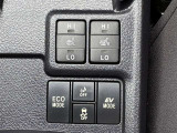 運転席・助手席あたたかシートヒーター付です☆冬場はヒーターの為のエンジン始動を抑えられるので低燃費につながります☆
