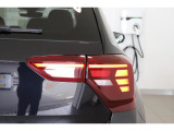 LEDテールランプの為、後続車からの視認性を高めています。