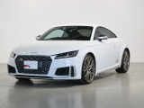 100台限定の特別なTTS。Audi TTの集大成を飾る、希少なメモリアルエデションです。