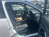 運転席も見てみましょう♪