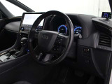 運転席廻りです。