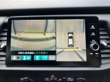 駐車が苦手な方でもバックカメラが装備されていますのでご安心下さい。合わせてマルチビューカメラもついています。