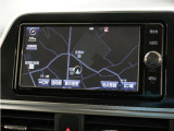 トヨタ純正ナビ(NSZT-W66T)&バックカメラが装備されているので、普段の使い勝手もロングドライブも快適です。