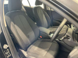 正規認定中古車 全国正規ディーラー保証付/1年・走行距離無制限 AppleCarPlay ACC コンフォートアクセス スクリーンミラーリング パーキングアシスト 後退アシスト 電動トランク 禁煙