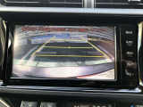 ★バックモニター★後退時に車両の後ろ側を画面に表示します。車庫入れなどでバックする際に後方確認ができ便利です。車庫入れが苦手な人もこれで安心。