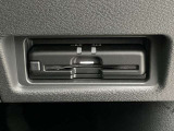 ETC車載器付きです。