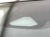 【トヨタセーフティセンス】走行中に前方の車両等を認識し、衝突しそうな時は警報とブレーキで衝突回避と被害軽減をアシスト。より安全にドライブをお楽しみいただけます。