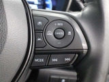レーダークルーズコントロール作動時に車線維持に必要な運転操作の支援を行う「レーントレーシングアシスト(LTA)」を搭載しています。