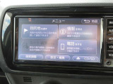 純正ナビを装備。タッチパネル式で使いやすく、お出かけもラクラクです。