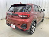 「バックフォルム」です。トランク・ラゲッジスペースには、多くの荷物を入れることが可能です。