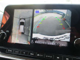 周囲の状況が分かるアラウンドビューモニター搭載。苦手な縦列駐車もこれがあれば安心ですね。