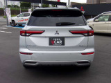 アウトランダー PHEV 2.4 P 4WD 