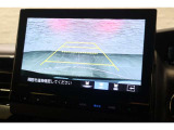 バックカメラが装備されており、後方の安全確認はもちろんのこと狭い場所での駐車や雨の日・夜間など視界の悪いコンディションでのストレスの軽減にもなります!