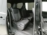 ゆとりある広々とした車内空間は、ドライブを始め買い物やレジャーなど、幅広く活躍します。一人でもみんなとでもお出かけを楽しみましょう!