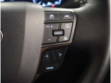 ハンドルから手を放さずに操作出来ますので、安全運転にもつながりますね