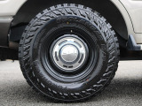 タイヤ&ホイールはDEANクロスカントリー16インチAWにYOKOHAMAジオランダータイヤ235/85R16をインストール!