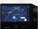 最近の主流ディスプレイオーディオです、スマホと繋いでMAP表示や音楽再生が出来ますよ♪