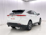 「バックフォルム」です。トランク・ラゲッジスペースには、多くの荷物を入れることが可能です。