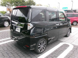 走りにこだわりながら収納力も持ち合わせたお車です。荷物を載せて軽快なドライブを楽しめますよ♪
