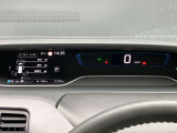 優れた視認性とデザイン性を兼ね備えたメーターです!瞬間燃費・平均燃費表示とともにエコドライブを意識した丁寧な走りをサポートします♪