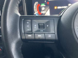 ■ステアリングスイッチ■ハンドル手元でオーディオの操作が簡単に出来ます。運転中でもナビまで手を伸ばさずに操作が出来て安心です。