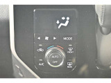 オートエアコンです。設定温度だけで室内温度を管理できます。