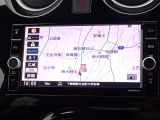 【ナビ】メモリーナビ(MM319D-W)付きです。目的地を設定すれば初めての場所でも簡単に行くことができます。もちろん音楽だって聴けちゃいます♪