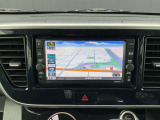 日産純正メモリーナビ(MJ119D-W)装備、4ヶ国語の音声案内やBluetoothでスマホアプリと連動対応、快適な画面操作と高音質なオーディオ再生。