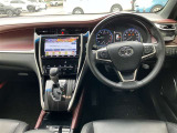 広々とした車内空間です。