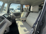 自社認証工場を完備しておりますので、納車前の車検・整備や、アフターメンテナスもばっちりですので、安心して当社にお任せ下さい。また、当社にて車輌ご成約のお客様はオイル交換永久無料のサービス付きです!