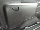 リアにもヒーターとクーラーを装備しています。荷室の空調調整もご安心です♪