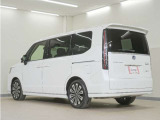当社では、お客様に安心してお車をお選びいただくため、ご購入前に現車のご確認をお願いしております。