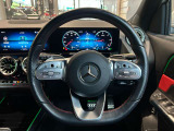 握りやすいハンドルの形状をしておりますので、お客様の運転をサポートしてくれます!