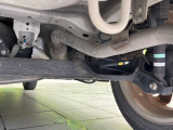 お車を安心してお乗りいただく為には、足回りの定期点検が欠かせません。サービスサポート(有償保証)では無料点検もご提供しており、安心のカーライフをお過ごしいただけるサポート体制が整っています。