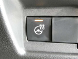 寒い時期ステアリングヒータースイッチ ONでハンドルを温めて手のひらから暖かくしてくれるので快適にドライブできます。