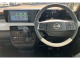 視界も広くゆったりとしているので、どなたでも運転しやすい車になっています!.