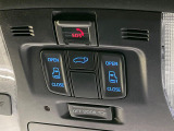 【パワーバックドア】スマートキーや運転席のボタンを押すだけでリアゲートが自動で開閉します!荷物を持っている時や、高い位置にあるバックドアを閉める際に便利な機能です♪