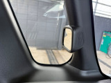サイドビューサポートミラーで駐車時もさらに見やすくなっております♪